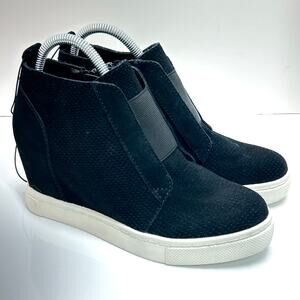 Steve Madden Flavy Wedge Heel Sneaker Shoes Suede Side Zipper Black Women Size 6